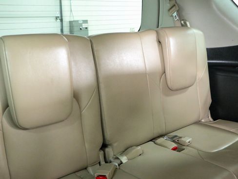 Used 2023 Nissan Armada SL w/ Captain's Chairs Package RWD image 31