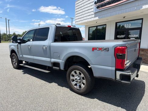 Used 2024 Ford F350 Lariat w/ Lariat Ultimate Package AWD/4WD image 5