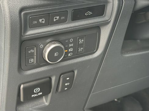 Used 2023 Ford F150 Lariat AWD/4WD image 24