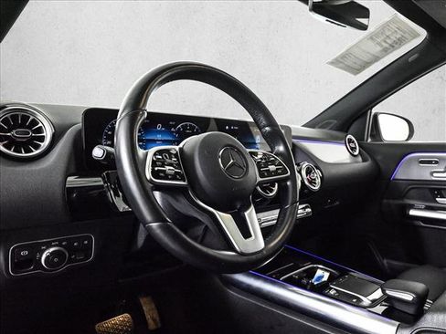 Used 2023 Mercedes-Benz GLA 250 4MATIC image 10