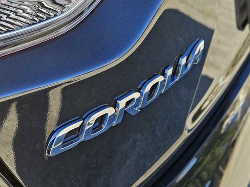 Used 2022 Toyota Corolla SE image 11