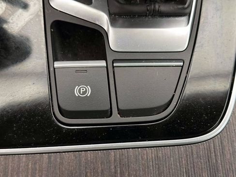 Used 2023 Audi Q5 2.0T Premium Plus w/ Premium Plus Package AWD/4WD image 31