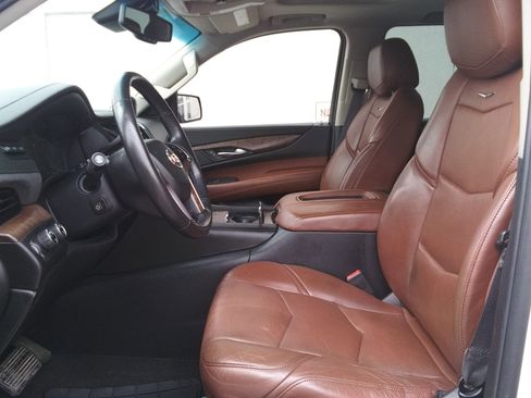 Used 2015 Cadillac Escalade Premium AWD/4WD image 19