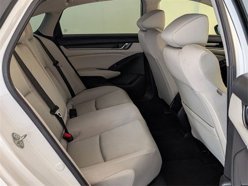 Used 2020 Honda Accord LX image 12