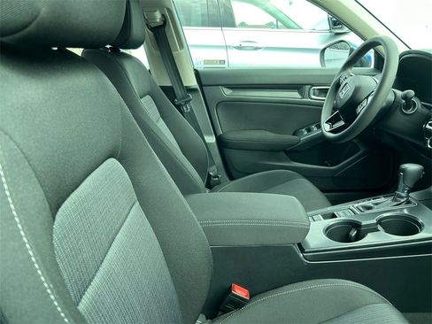 Used 2023 Honda Civic LX image 18