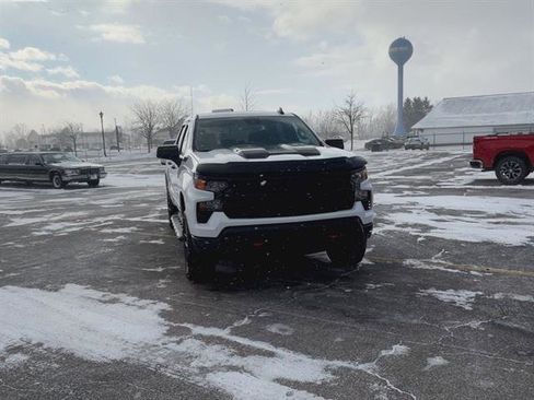 Used 2023 Chevrolet Silverado 1500 Custom Trail Boss w/ LPO, Dark Essentials Package image 25
