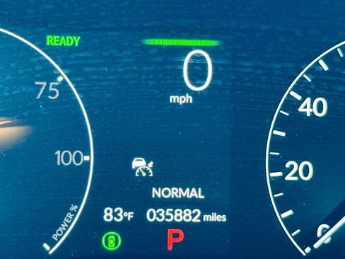 Used 2025 Honda Civic Sport image 13