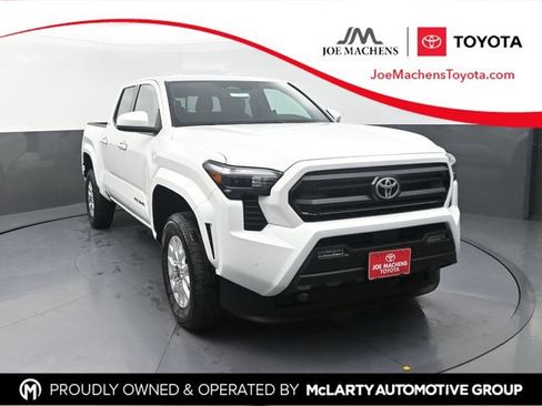 Used 2026 Toyota Tacoma SR5 AWD/4WD image 1