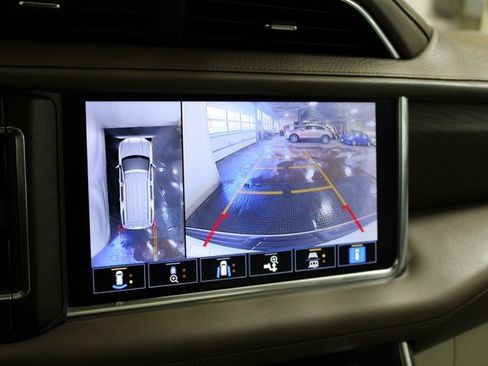 Used 2021 GMC Yukon Denali image 20