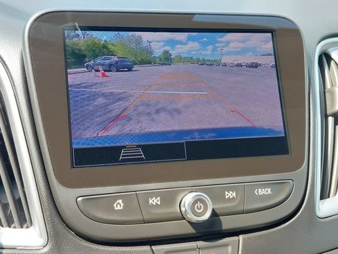 Used 2024 Chevrolet Malibu LT FWD image 28