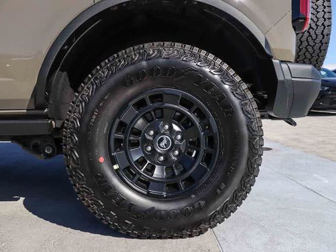 New 2026 Ford Bronco Badlands AWD/4WD image 10