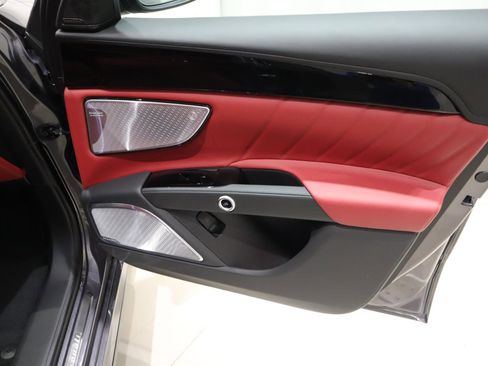 New 2025 Maserati Grecale Modena image 15