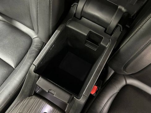 Used 2019 GMC Acadia SLT w/ LPO, Floor Liner Package AWD/4WD image 22