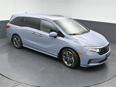 Used 2023 Honda Odyssey Elite image 43