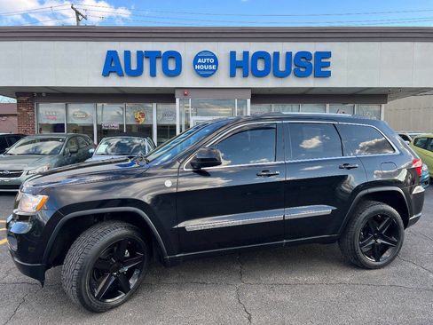 Used 2011 Jeep Grand Cherokee Laredo image 1