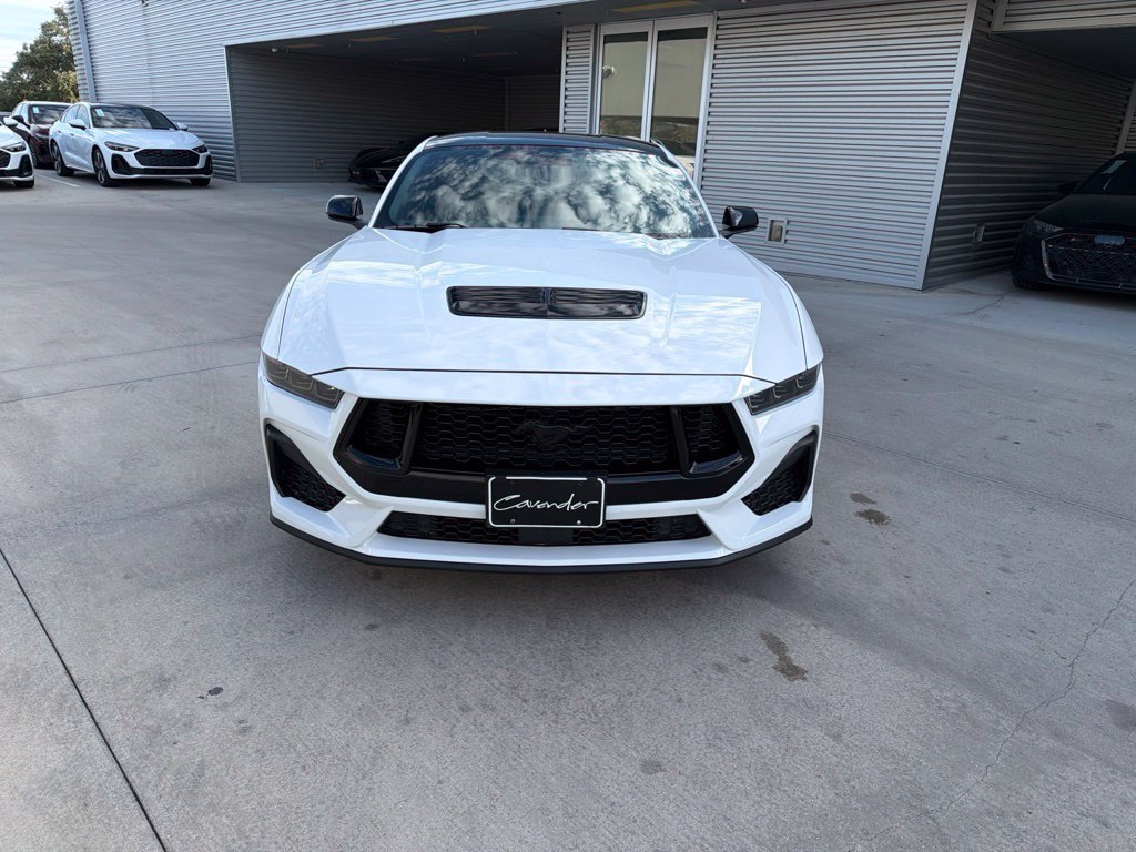 Used 2024 Ford Mustang GT RWD image 7