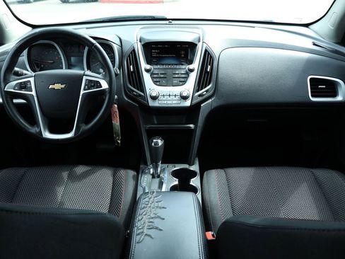 Used 2017 Chevrolet Equinox LT w/ Convenience Package image 10