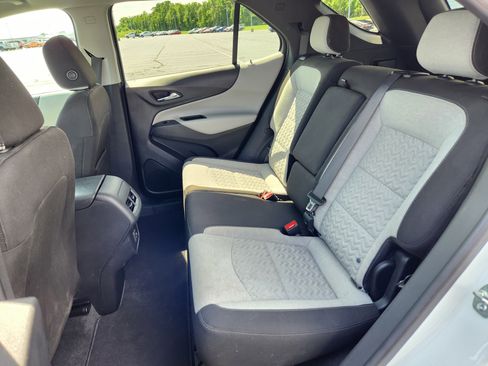 Used 2023 Chevrolet Equinox LT image 11