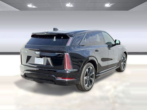 New 2026 Cadillac Escalade IQ Sport 1 w/ LPO, Floor Liner Package AWD/4WD image 8