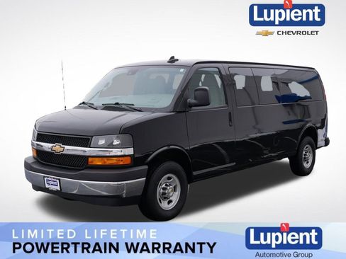 Used 2025 Chevrolet Express 3500 LT w/ LT Preferred Equipment Group image 11