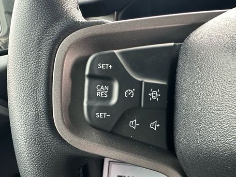 Used 2025 Ford Bronco Badlands image 27