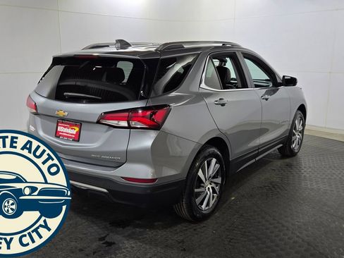 Used 2024 Chevrolet Equinox Premier AWD/4WD image 13