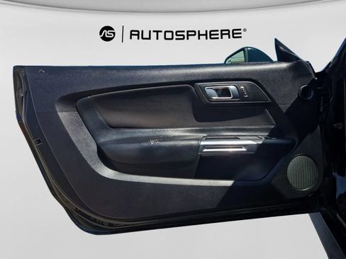 Used 2019 Ford Mustang Coupe RWD image 13