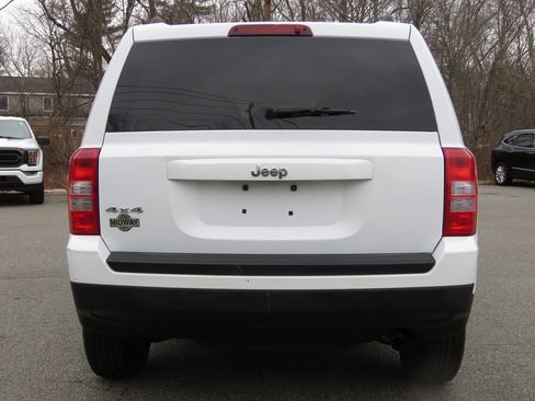 Used 2017 Jeep Patriot Sport w/ Power Value Group image 6