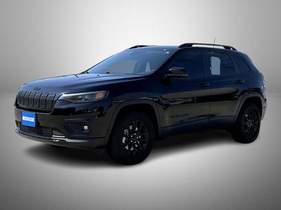 Used 2023 Jeep Cherokee Altitude Lux