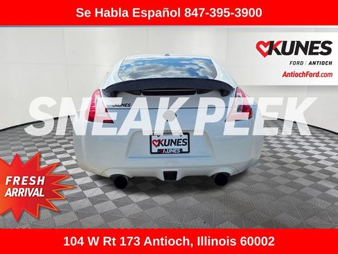 Used 2014 Nissan 370Z Touring RWD image 7