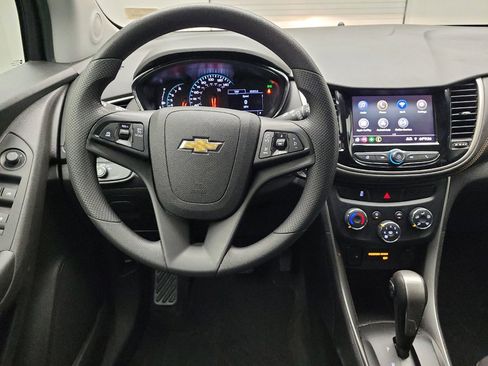 Used 2020 Chevrolet Trax LT FWD image 22