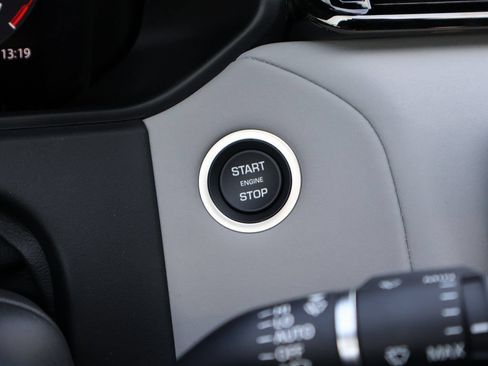 Used 2026 Land Rover Range Rover Velar Dynamic SE AWD/4WD image 28