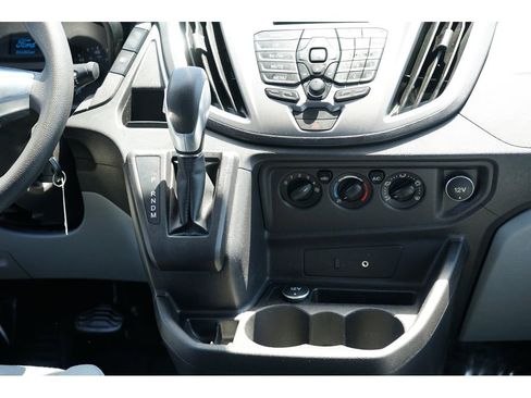 Used 2015 Ford Transit 150 XLT image 25