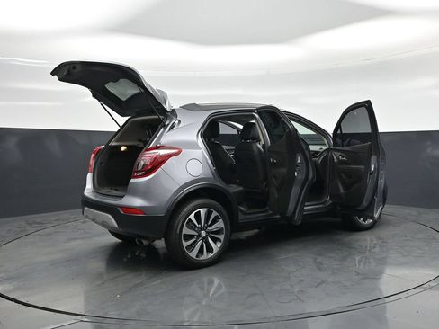 Used 2019 Buick Encore Essence FWD image 6