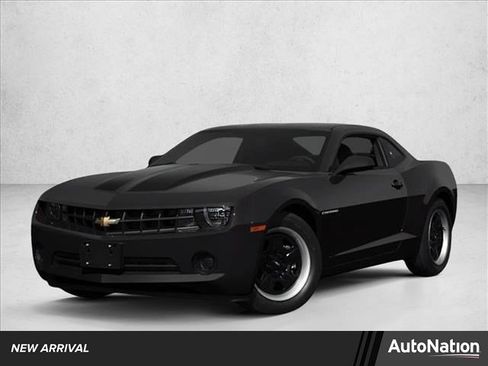 Used 2013 Chevrolet Camaro LS RWD image 1