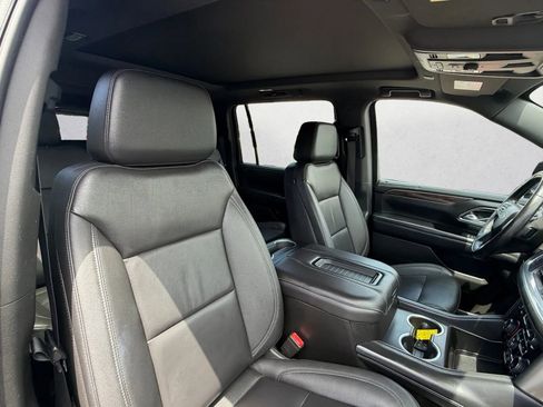 Used 2022 Chevrolet Suburban Z71 AWD/4WD image 27