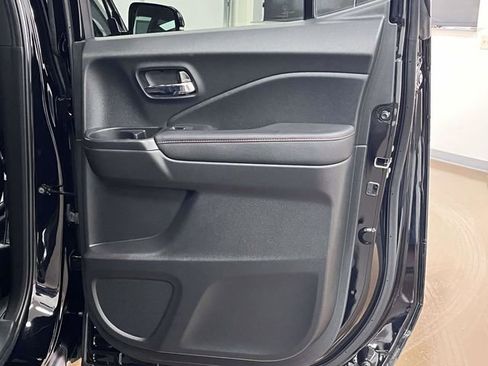 Used 2023 Honda Ridgeline Black Edition image 25
