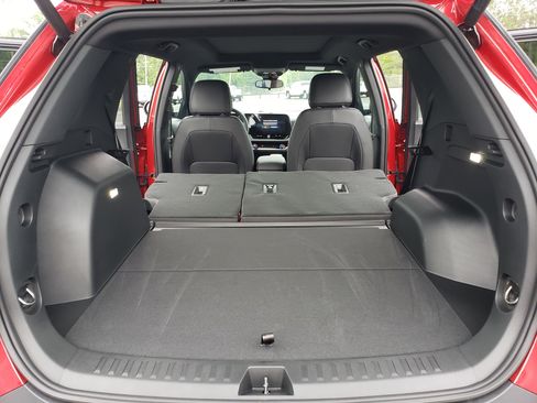 New 2026 Chevrolet Equinox RS FWD image 12