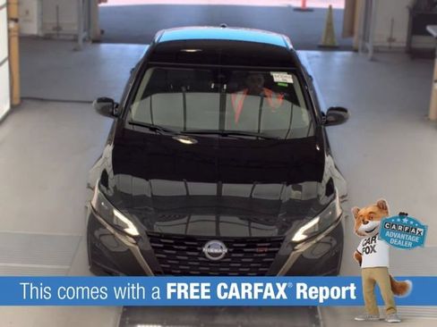 Used 2025 Nissan Altima 2.5 SR FWD image 2
