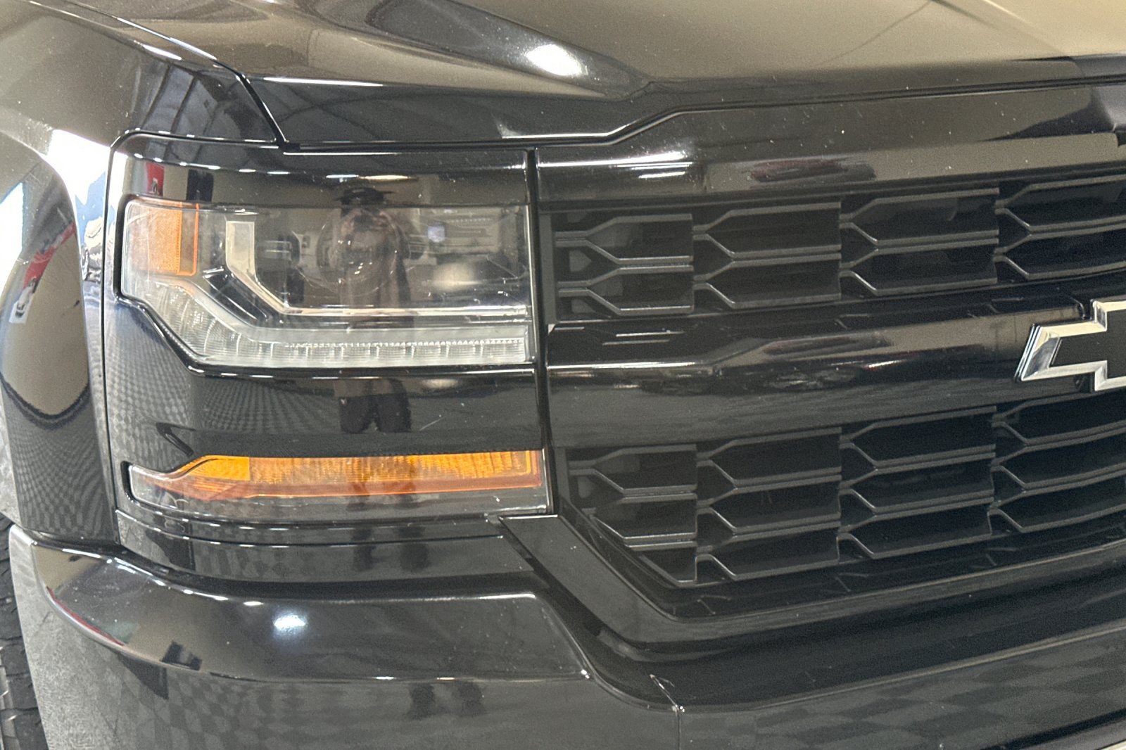 Used 2017 Chevrolet Silverado 1500 W/T w/ Black Out Edition RWD image 39