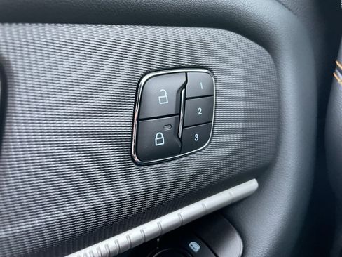 New 2026 Ford Explorer Tremor w/ Tremor Convenience Package image 28