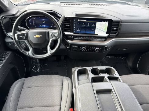Used 2026 Chevrolet Silverado 1500 LT AWD/4WD image 2
