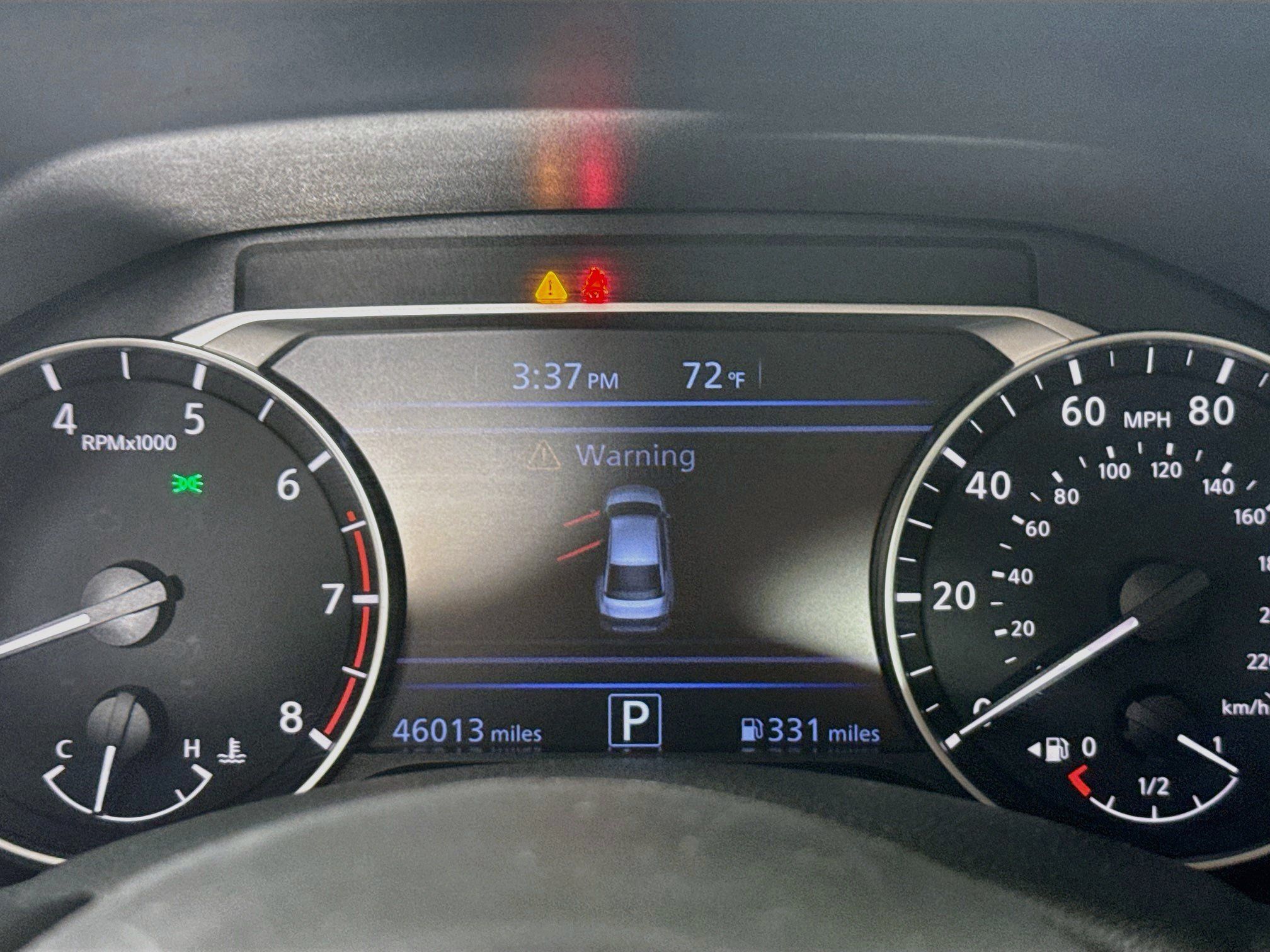 Used 2025 Nissan Altima 2.5 SV FWD image 13