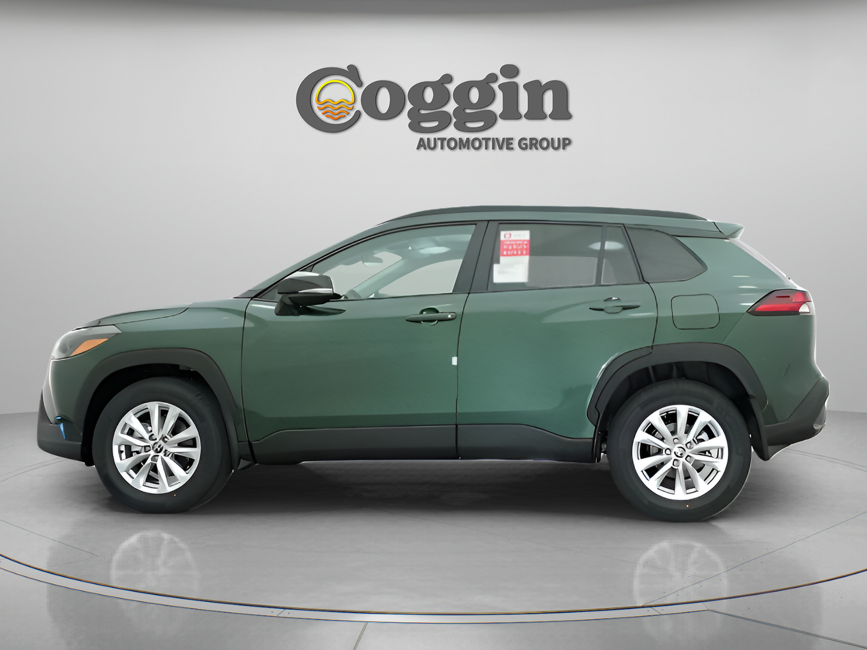 Certified 2026 Toyota Corolla Cross LE w/ Moonroof Package FWD image 8
