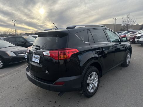 Used 2013 Toyota RAV4 LE image 6