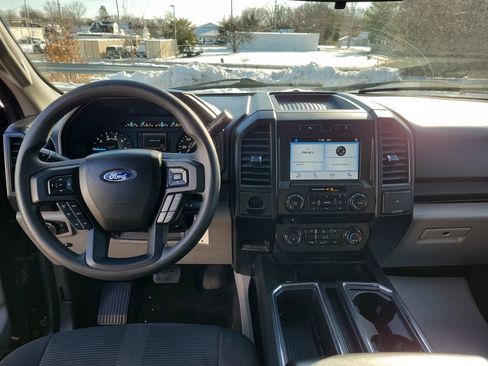 Used 2018 Ford F150 XL w/ Equipment Group 101A Mid image 4