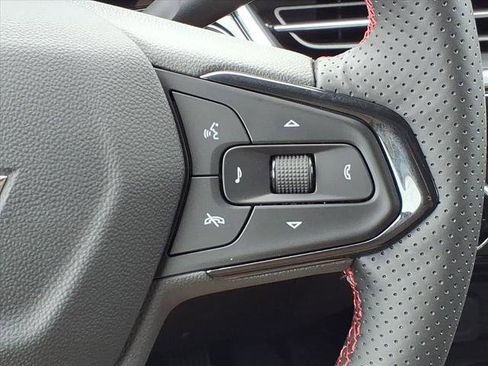 New 2026 Chevrolet Trax RS w/ Sunroof Package image 21