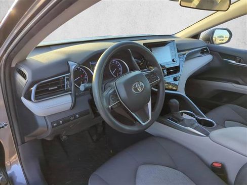Used 2023 Toyota Camry LE image 12