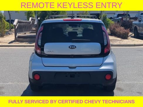 Used 2018 Kia Soul w/ Convenience Package FWD image 7