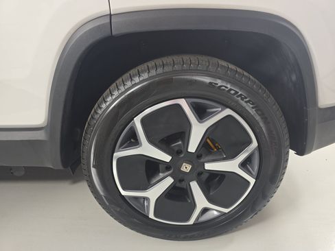 Used 2024 Rivian R1S Adventure Quad AWD/4WD image 10